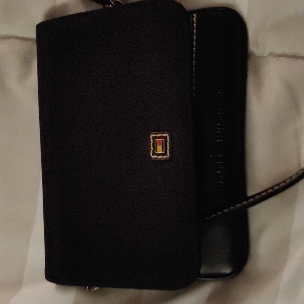 Tommy Hilfiger wristlet